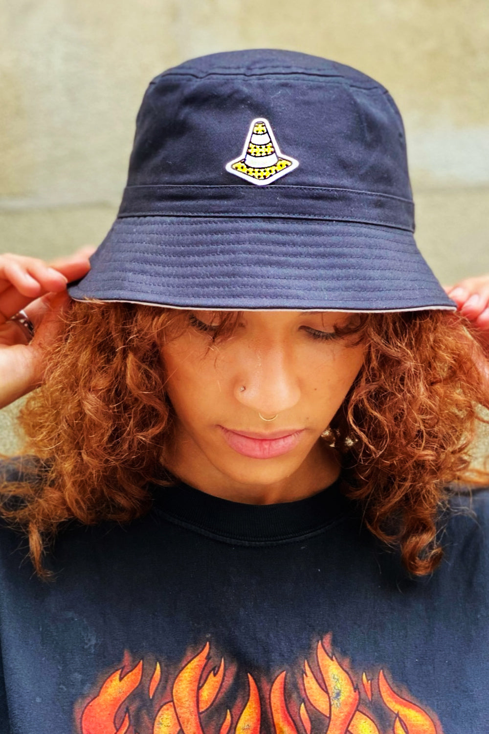 Reversible Bucket Hat 'Cone' Black Grey BLK YLW Le BLK