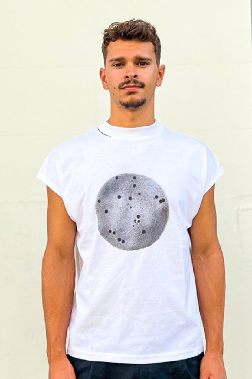 T-shirt `Black Moon` Blanc - U/C by Eliran Ashraf