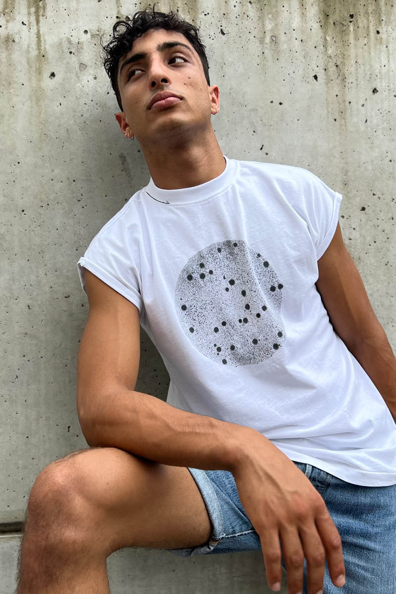 T-shirt `Black Moon` Blanc - U/C by Eliran Ashraf