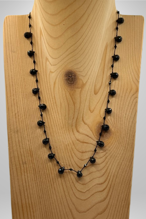 Necklace 'Luna' Spinel |Black - Jolly Jungle