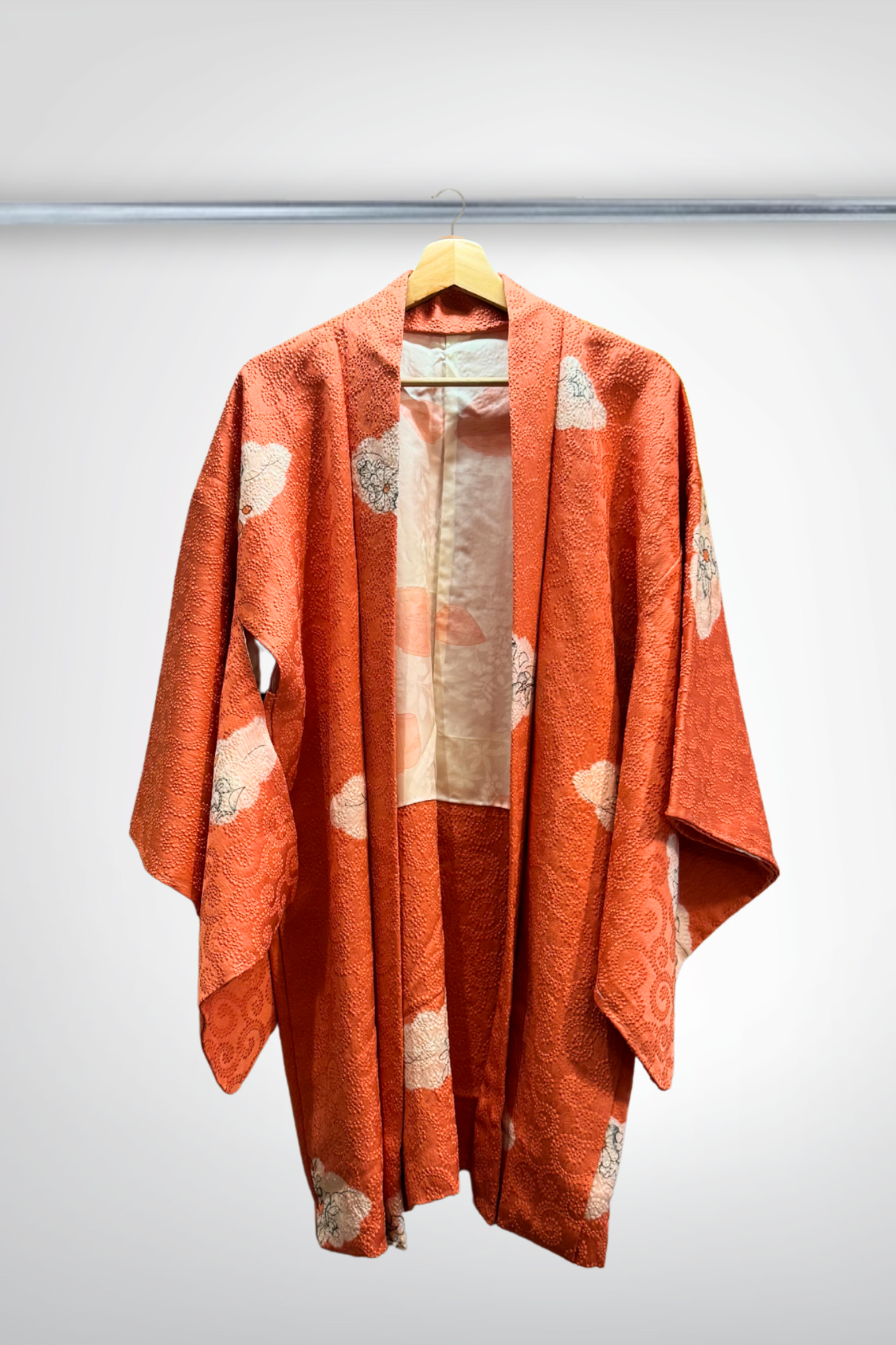 Veste "shiroi-hana" Kimono  Haori Fleurs Rose & Blanc - Ha.Na