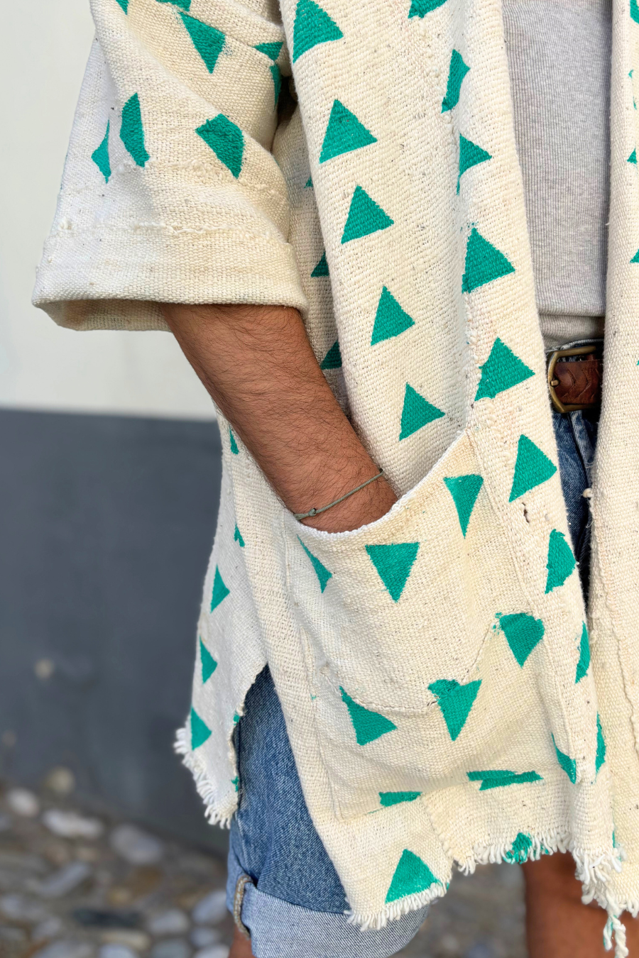 Kimono Veste Bogolan, Blanc & Turquoise | Triangles  - Jahdi