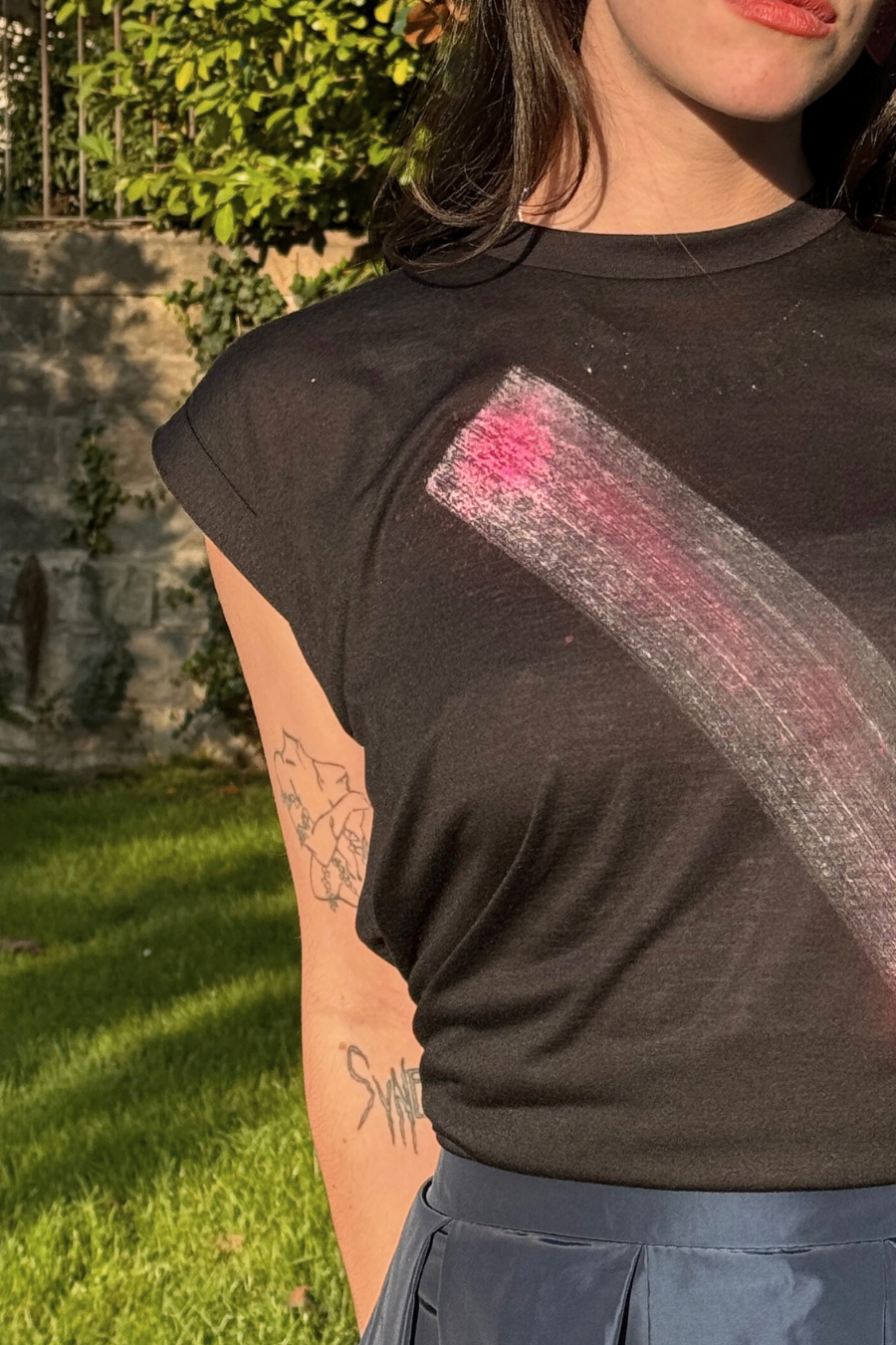 T-shirt Handmade 'Pink Brush' Soft Black - U/C by Eliran Ashraf