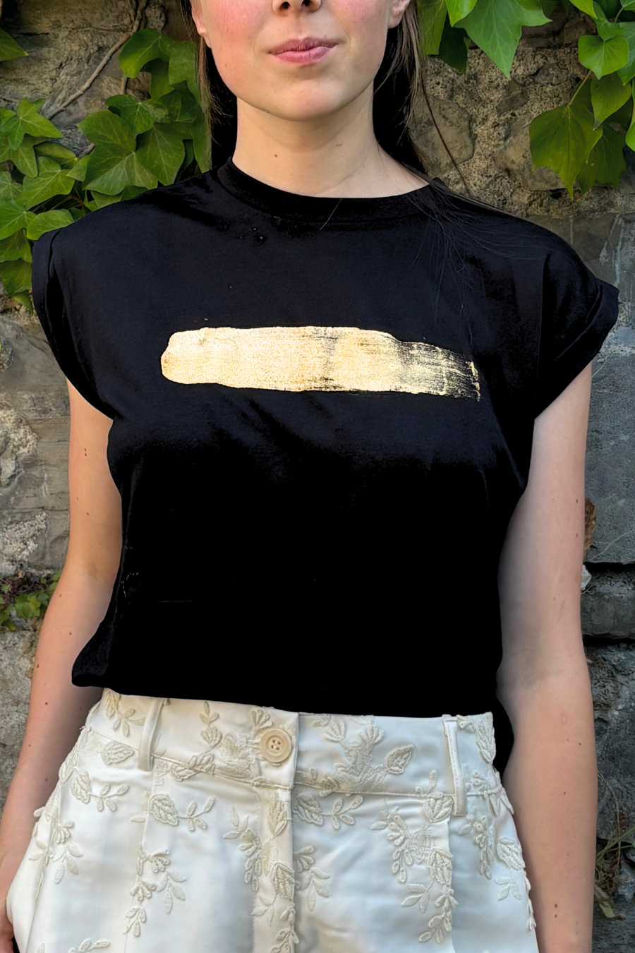 T-shirt Handmade 'Gold Line' Noir Doux - U/C by Eliran Ashraf