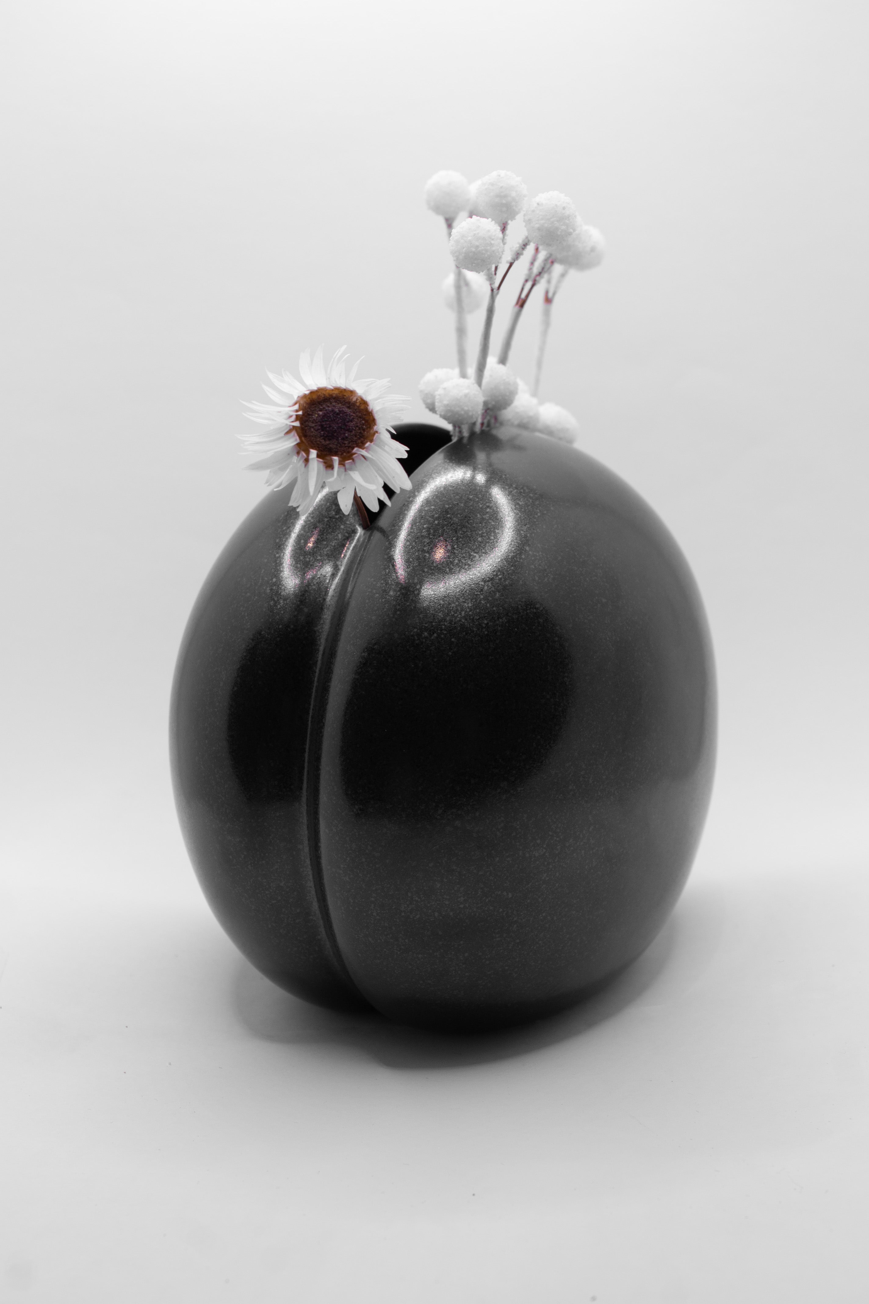 Vase 'Coquillage' - Margot Reymond x Demarcporcelaine