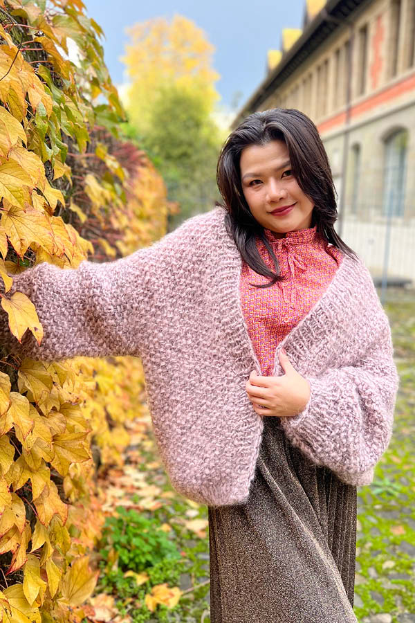 Cardigan 'Mira' Fait Main en Suisse - Moons Knits