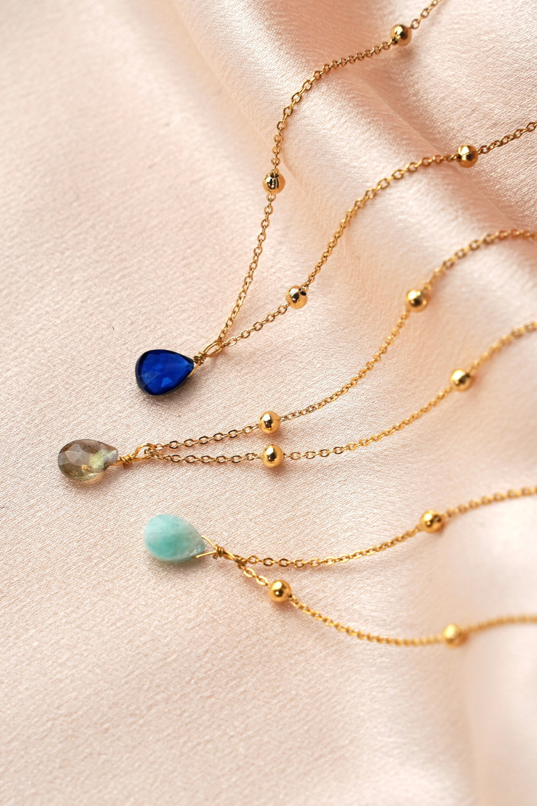 "Bette" Collier Pendentif en Pierre