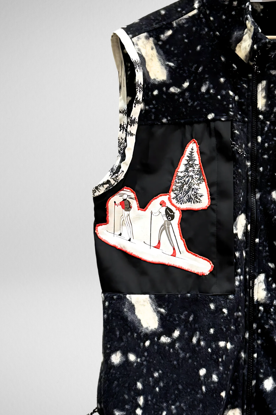 Vest Unisex 'On the Alps' Black - U/C by Eliran Ashraf