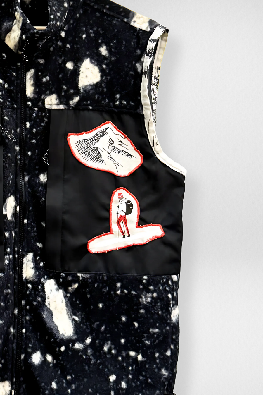 Vest Unisex 'On the Alps' Black - U/C by Eliran Ashraf